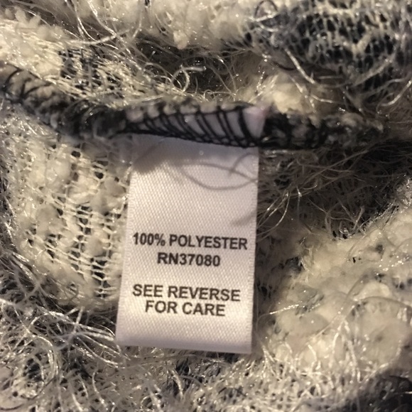 Cato 🛍️ Women’s Classic Pullover Sweater Sz L - Picture 7 of 7